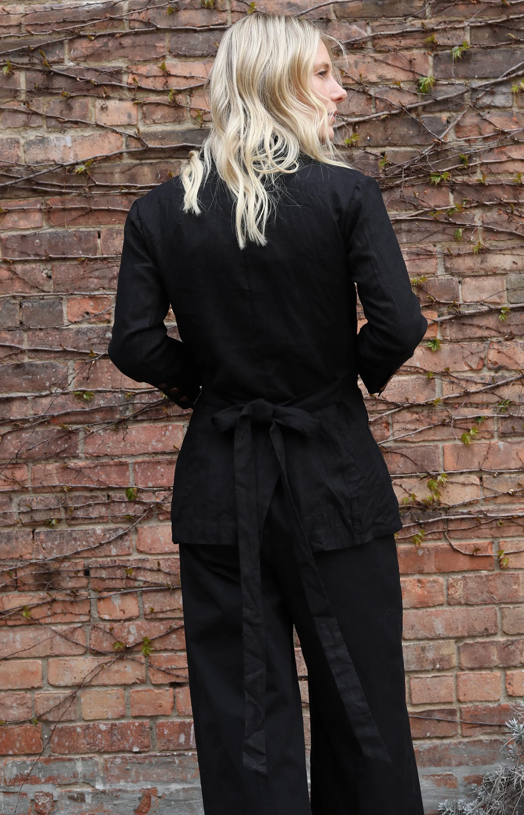 Black Three Pocket Blazer