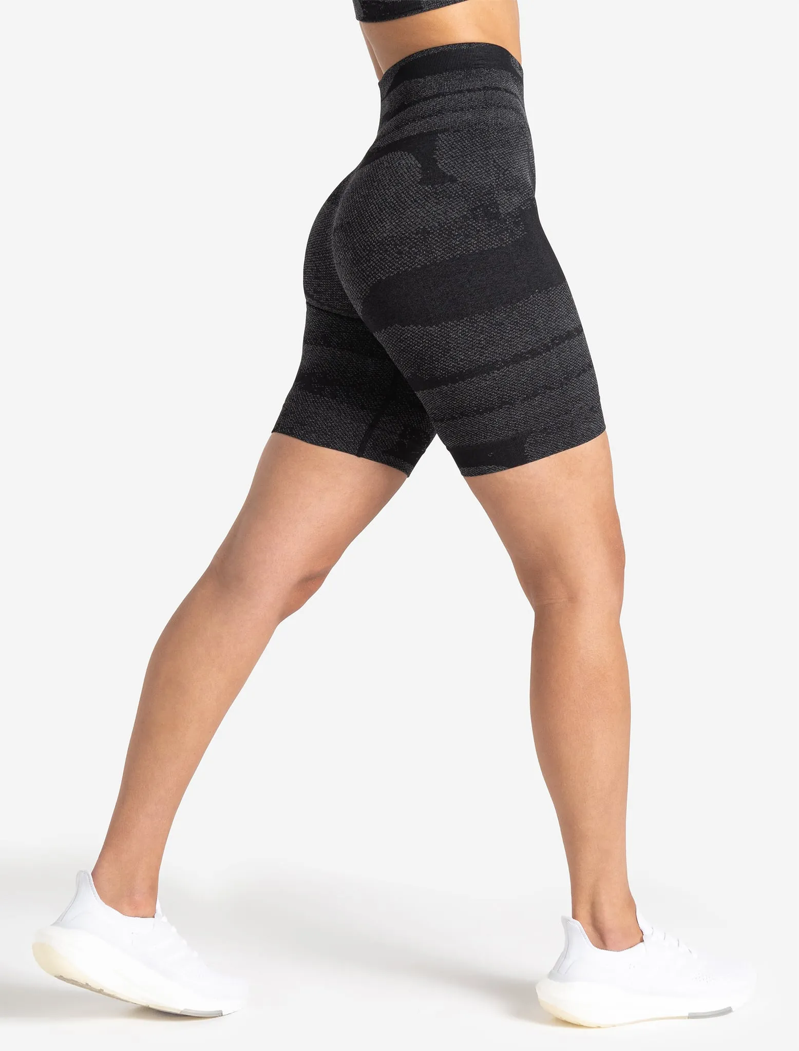 Boost Seamless Shorts - Black