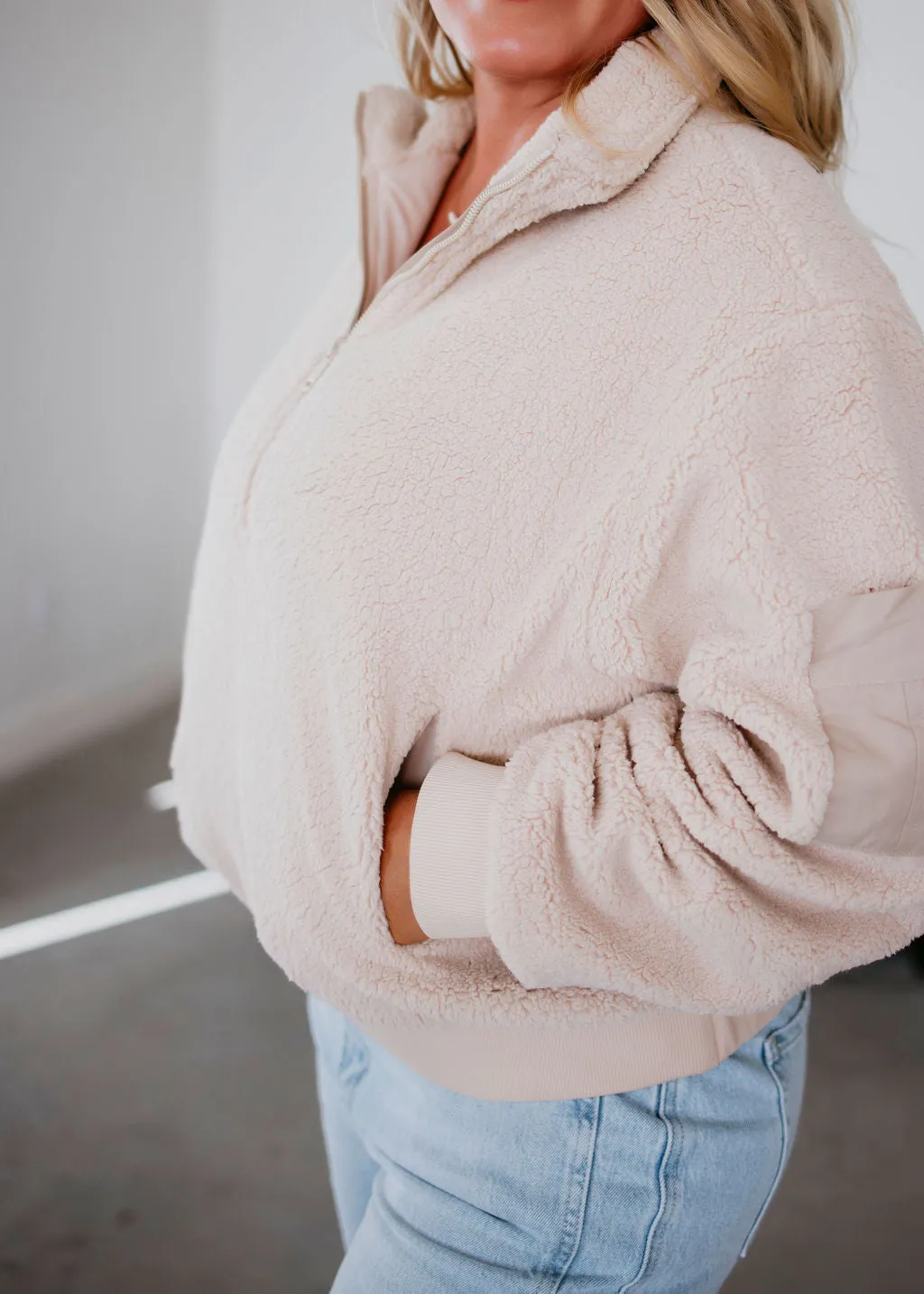 Daia Sherpa Quarter Zip Pullover