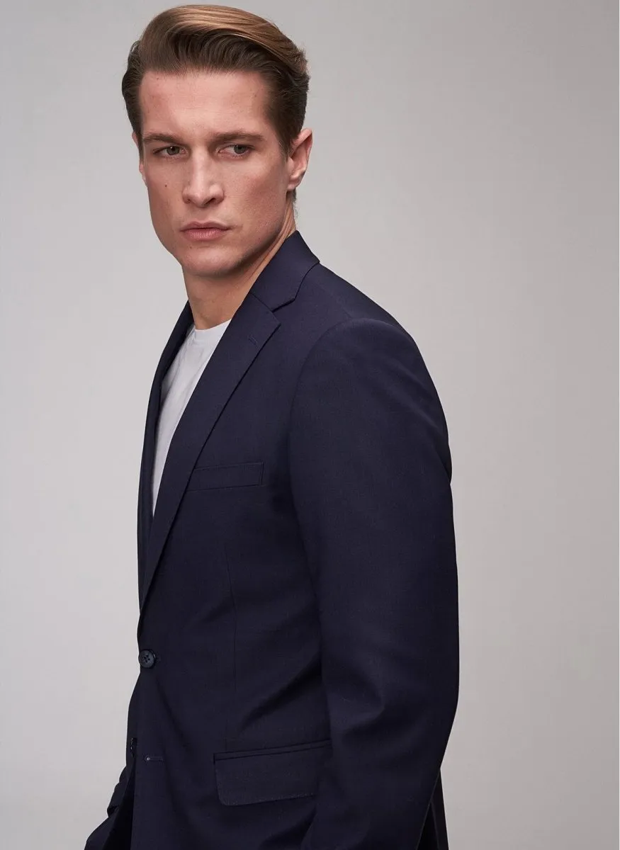 Fully-lined Item Blazer in Navy